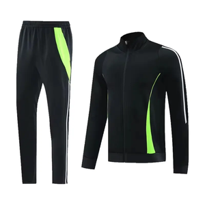 Survêtement d'entraînement et de course à pied pour hommes avec t-shirt pour le fitness et l'entraînement. - Product Image 4