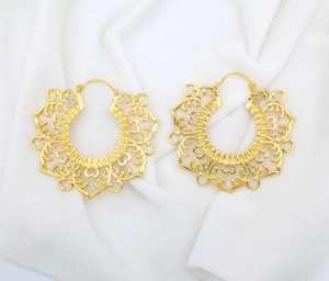 Trendy Vintage <b>Floral</b> Circle Ear <b>Hoops</b> Antique Geometric Brass Lotus Flower Shape Handmade Fashionable Drop Earrings Jewelry - Product Image 3