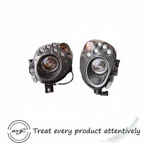 ไฟหน้าเป็นหลอดฮาโลเจนและไฟสูงสำหรับรถยนต์อัลฟา โรเมโอ 4C - Product Image 2