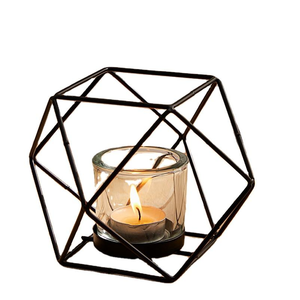 Mid Century Modern 5-Candlestick Holder Decorativo Hierro Alambre Pilar Vasos de vidrio Black Powder Coated Tabletop para fiestas Aromas - Product Image 1