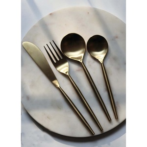 ชุดช้อนส้อมแบบตะวันตกเคลือบสีทองหรูหราโรงเรียนรับประทานอาหารที่มีดด้ามจับยาวทันสมัยช้อนมีดสไตล์วินเทจโรงแรมในวัง - Product Image 3