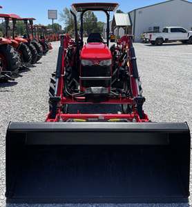 Nuevo Tractor Agrícola 4x4 de 40HP con Motor Diésel, Caja de Cambios, Pala Frontal para Trabajo Agrícola, Manejo de Materiales, Multifuncional y de Alta Productividad - Product Image 3