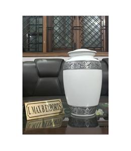 Urna de metal de estilo antiguo Calidad superior para uso funerario Nuevo diseño Forma personalizada Fabricante Urnas de cremación de metal - Product Image 3