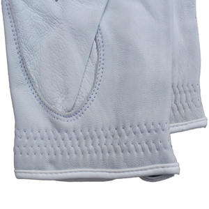 Gants de golf Cabretta en cuir avec logo personnalisable pour hommes vêtements de golf en gros avec logo imprimé - Product Image 4