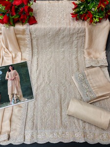 Traje Salwar Kameez de terciopelo viscosa pesado de diseñador clásico estilo tradicional bordado pesado sin arrugas listo para fiesta de boda - Product Image 4