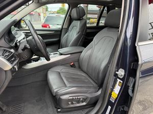 รถบีเอ็มดับเบิลยู X5 XDrive40e AWD ปี 2016 มือสอง สภาพดี พวงมาลัยซ้าย มาตรฐานไอเสียยูโร 4 วิ่ง 50,000-75,000 ไมล์ 150-200 แรงม้า - Product Image 4