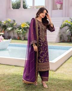 Salwar Kameez Tradicional Étnico de Seda y Algodón para Mujer, Personalizado por el Fabricante, con Estampado Metálico, Prenda Elegante FI-AVD-583 - Product Image 4