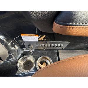 2026 para 23 LSV Casco de fibra de vidrio Capacidad para 15 personas Combustible a gas Material de cuero Viga de 8'6 Peso de balasto de 4435 lb - Product Image 3