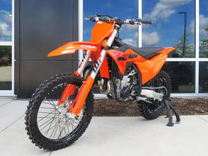 Moto de motocross 2025 450 SX-F FACTORY EDITION - Product Image 2