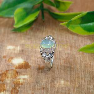 แหวนเงินแท้ 925 ประดับพลอยบลูแคลซิโดนี |   แหวนดีไซน์เนอร์วินเทจทำมือ |   เครื่องประดับเงินขายส่ง - Product Image 4