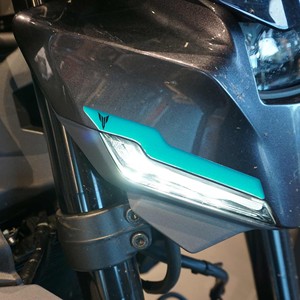 Adesivi per moto con protezione frontale 3D Yamaha MT 09 2024-25 compatibili - Product Image 2
