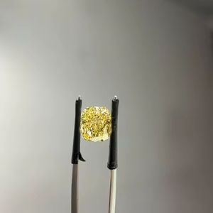 Diamante Cultivado en Laboratorio de Corte Cojín, Color Amarillo Intenso, 3.40 Quilates, Claridad VVS2 VVS1 VS1, Pulido Excelente, CVD, Suelto, Certificado IGI - Product Image 1