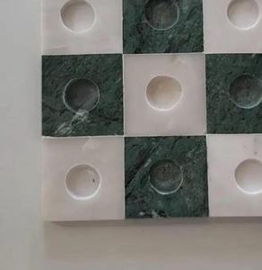 Jeu de Tic Tac Toe de luxe en marbre, plateau de jeu en pierre fait main avec des pièces en onyx et en marbre sphériques pour la décoration de la maison - Product Image 2