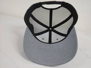 Gorra Trucker Personalizada con Parche de Cuero de Perfil Bajo, Diseño Personalizado, MOQ Bajo, Fábrica en Indonesia - Product Image 4