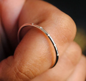 Bague de mariage en diamant cultivé en laboratoire en or 10 carats empilant une bague de fiançailles en diamant d'éternité cadeau de mariage ou de fiançailles pour l'amour - Product Image 2