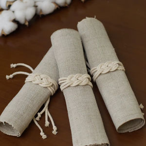 Anneau de serviette minimaliste et simple pour une mise en place de table moderne et un affichage de table de cuisine propre, fabriqué à la main en Inde - Product Image 1