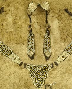 Kaamkaaj Conjunto de Arreos para Caballo de Cuero Genuino Estilo Western con Pedrería y Cierre de Hebilla Ligero, Cabezada y Pechopetral - Para Equitación - Product Image 5