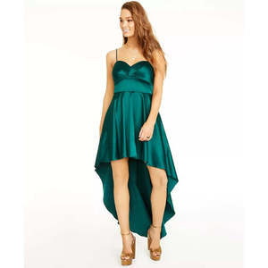 Abito da sera formale in raso City Studios Juniors Sweetheart High Low, verde, lungo fino al pavimento, con vita impero, per sposa, taglia 9 - Product Image 1