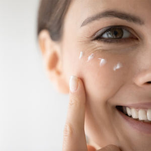 Crema de Día Antienvejecimiento con Tripéptido-29 de 50 ml de Primera Calidad OEM, Ayuda a Reducir las Arrugas y la Firmeza, Apta para Todo Tipo de Piel - Product Image 6