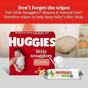 Huggies Little Snugglers Couches pour bébé, taille nouveau-né, 128 Ct - Product Image 2
