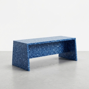 Banc d'extérieur moderne en plastique recyclé, résistant à l'eau, pour école, artisanat, écologique, durable, pour jardin et patio - Product Image 1