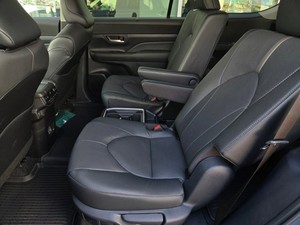 เบสท์บาย 2025 โตโยต้า แกรนด์ไฮแลนเดอร์ แพลตตินัม เกียร์อัตโนมัติ เครื่องยนต์ V6 - Product Image 4