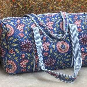 Vente en gros sac à langer pour bébé en coton à imprimé floral de style bohème pour femmes sac de voyage et de week-end - Product Image 3
