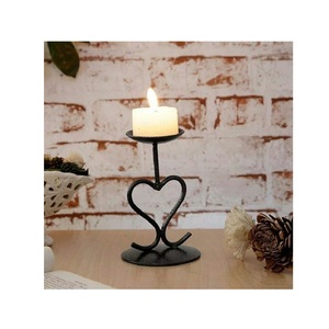 Candelabros metálicos geométricos contemporáneos, perfectos para la decoración moderna del hogar, iluminación ambiental de mesa y exhibición. - Product Image 1