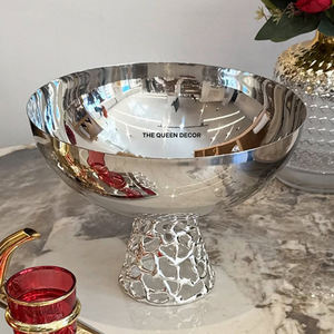 Cuenco decorativo de forma redonda con Base de latón y Metal de acero inoxidable de aspecto más nuevo para servir en el hogar - Product Image 1