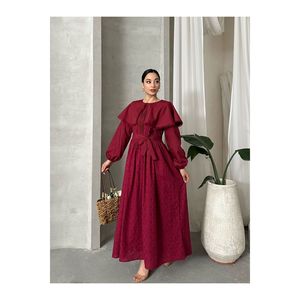 Abito Casual con collo a mantella con dettaglio in pizzo - Product Image 1
