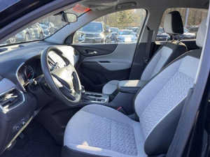 LIMPIA 2024 C H e V R o L E T E q u n o X LS AWD con 1LS - Product Image 2