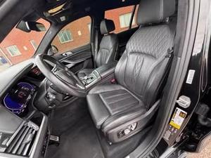 BMW Alpina XB7 AWD SUV 2021, boîte manuelle, sièges en cuir, jantes R18, conduite à gauche, caméra de recul, toit panoramique, 8 cylindres - Product Image 2