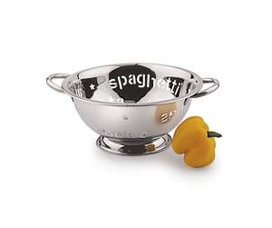 กระชอนครัวพับได้แบบพรีเมียม ดีไซน์ลายตัวอักษร ตัวจับทำจากสแตนเลส โครงสร้างโลหะ ใช้กับเครื่องล้างจานได้ เหมาะสำหรับเส้นพาสต้า - Product Image 2