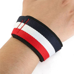 Nuevas correas de levantamiento de pesas al por mayor, personalizadas, de alta calidad, acolchadas con algodón y neopreno, máxima sujeción para las manos y muñecas. - Product Image 5