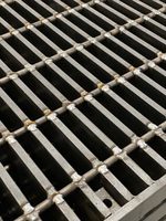 Grille de drainage extérieure pour fosses de drainage des eaux pluviales en acier au carbone