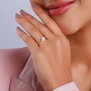 Bague en diamant doré de laboratoire Collection Sunshine Bijoux de luxe pour femmes Bague en diamant étincelant pour proposition Cadeau de fiançailles et de mariage - Product Image 3