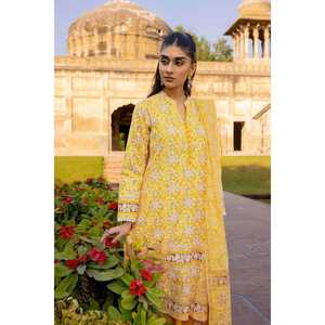 Traje de 3 Piezas para Mujer en Corduroy Amarillo con Estampado y Decoración de Botones - Product Image 4