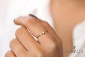 แหวนเรียงซ้อนรูปดาวทางทิศเหนือสีเหลืองทองแหวนมินิมอลสำหรับการปลูกในห้องปฏิบัติการทรงกลม - Product Image 4