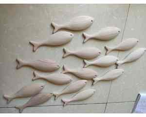 Decoración de pared de peces de madera hecha a mano, adorno de peces de madera hecho de madera natural para exhibición en el hogar o regalo de recuerdo - Product Image 3