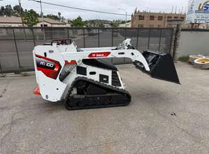 Chargeuse compacte BOBCATT MT100 d'occasion avec pompe HYDAC et boîte de vitesses, capacité de charge nominale de 400 tonnes - Livraison rapide, prix avantageux - Product Image 3