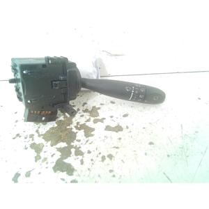 INTERRUPTEUR DE PHARE DROIT HYUNDAI i10 2ème Série 202007964 (11>13) - Product Image 1