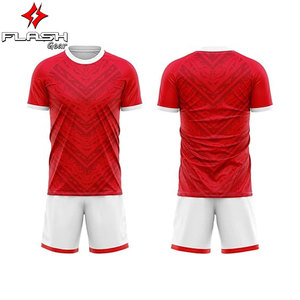 Maillot de football personnalisé de nouvelle saison en gros, maillot de football unisexe de haute qualité, 100% polyester respirant, vêtements de football courts - Product Image 2