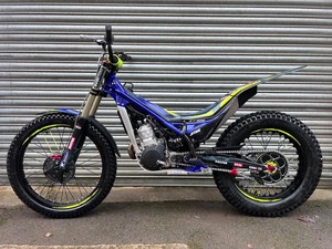 Bicicleta de Trial Sherco STF 300 Modelo 2024 de Alta Calidad en Oferta con 2 Años de Garantía Internacional - Product Image 2