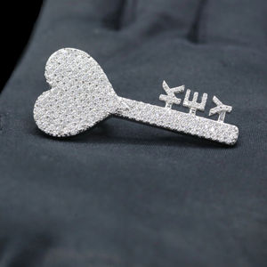 Colgante Hip Hop Personalizado de Acero Inoxidable con Diamantes de Imitación CZ - Product Image 1