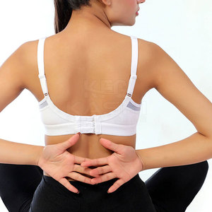 Sujetador deportivo de soporte para entrenamiento, diseñado con material suave y de alta elasticidad que garantiza una excelente sujeción para todo tipo de ejercicios. - Product Image 2