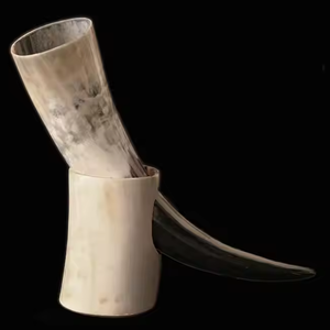 Ox Viking Natural Row Corne à boire finie Corne artisanale authentique par l'artisanat du croissant - Product Image 4