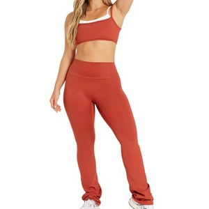 Ensemble de yoga pour femmes très vendu : soutien-gorge et legging, impression de logo personnalisé, séchage rapide, services OEM, prix de gros - Product Image 1