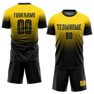 Vêtements de football pour jeunes uniformes de football pour l'équipe Club à séchage rapide hommes sublimation quantité maille personnalisée OEM uniformes de football en gros - Product Image 1