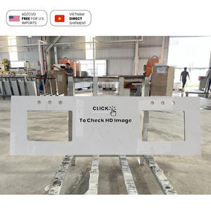 Encimeras de Cuarzo Aglomerado NV734 Resistentes a Manchas y Rayones, Superficie de Cuarzo Dorado Carrara - Product Image 3