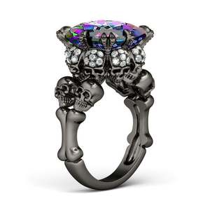 Bague Jeulia en argent sterling noir avec crâne taillé princesse pour anniversaire - Product Image 1